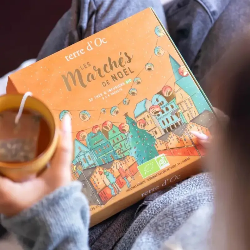 Les marches de Noel en France - coffret 32 sachets de 8 thes bio*terre d'Oc Cheap